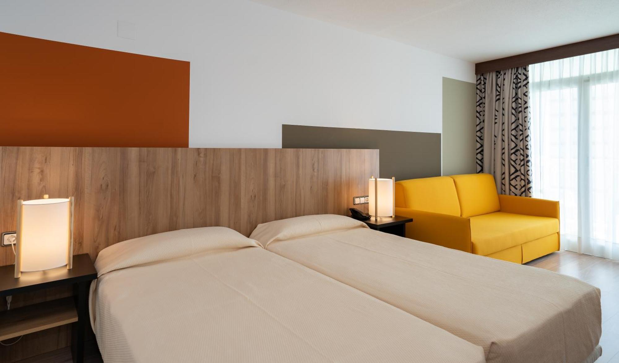 Medplaya Hotel Flamingo Oasis Бенидорм Стая снимка